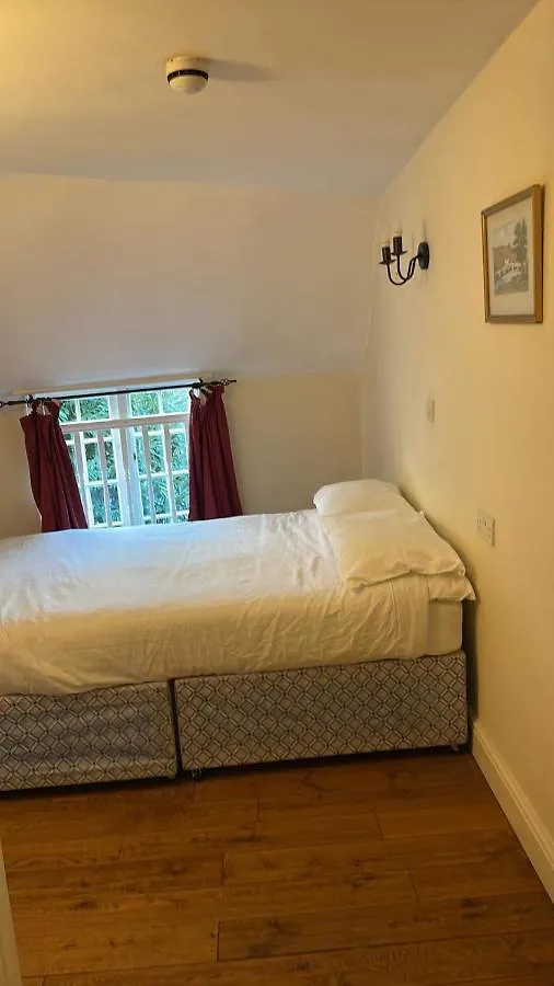 Bed & Breakfast Stowey Arms Bed and Breakfast Exeter