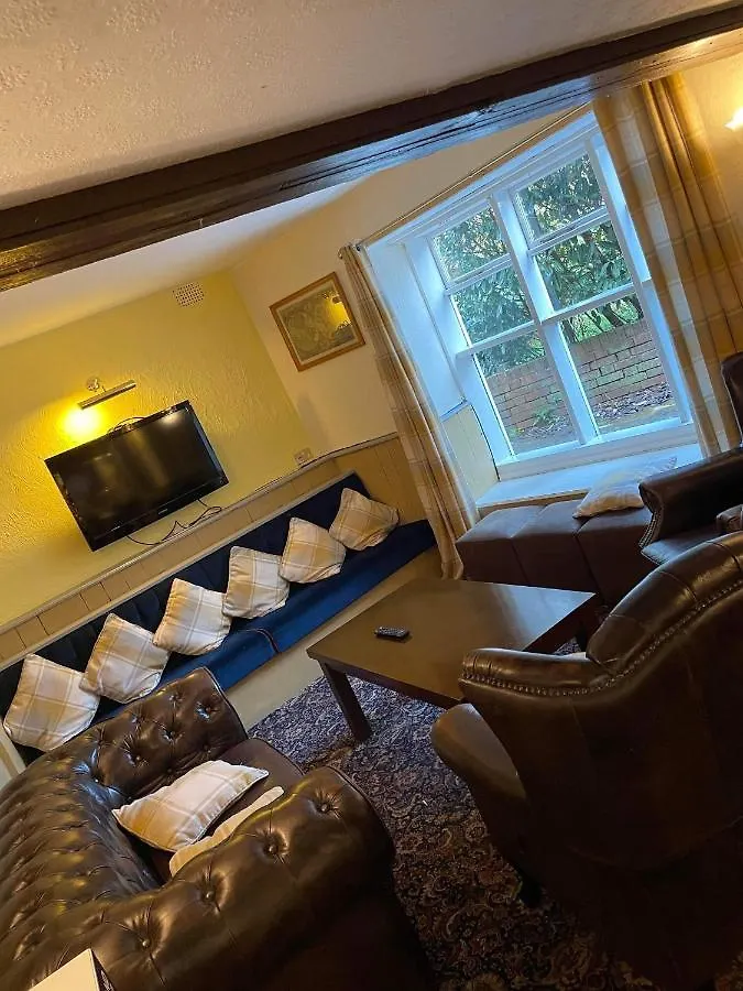 Stowey Arms Bed and Breakfast Έξετερ